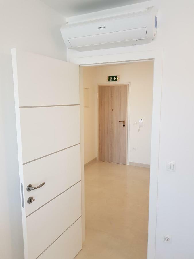 Apartmani Marella Donji Seget Exteriör bild