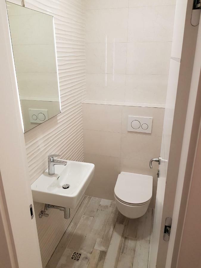 Apartmani Marella Donji Seget Exteriör bild
