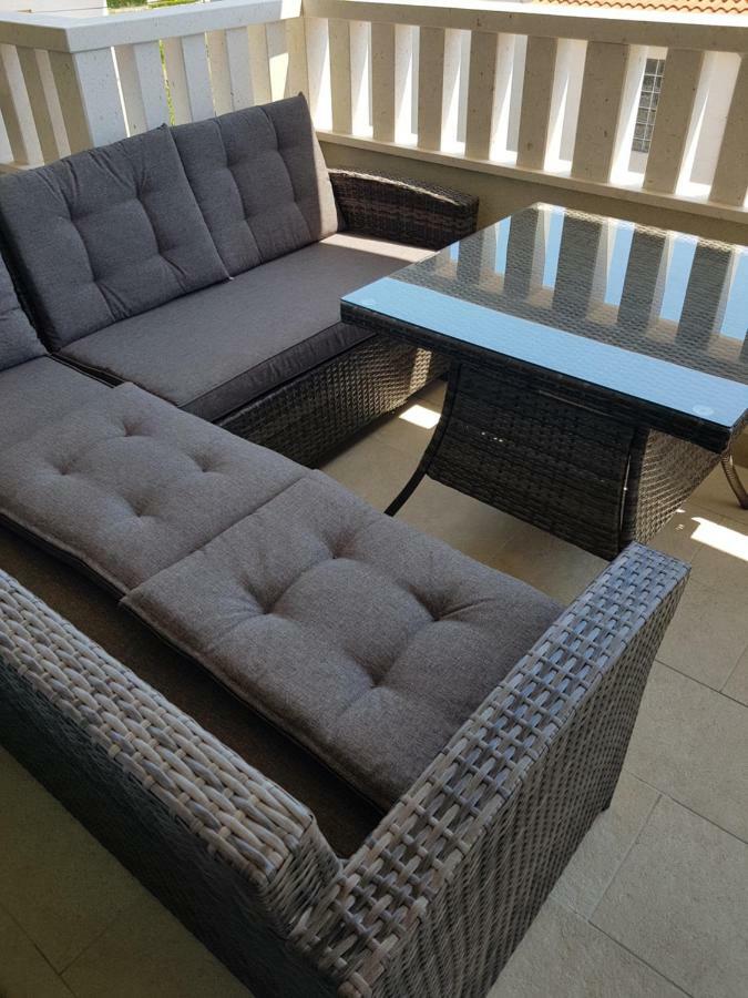 Apartmani Marella Donji Seget Exteriör bild